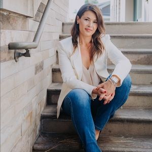 Meet your Posher, Christina